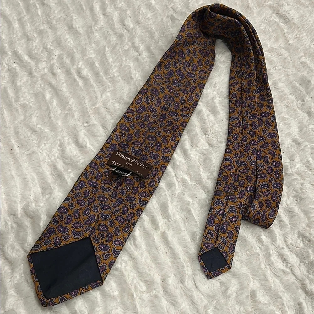 Vintage Stanley Blacker Sterns gold purple Blue Silk Paisley Tie men’s one size